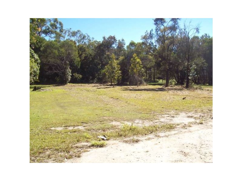 21 Florence Street, Macleay Island QLD 4184