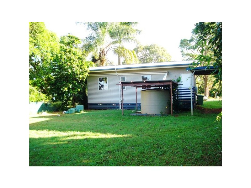 26 Leonie Crescent, Lamb Island QLD 4184