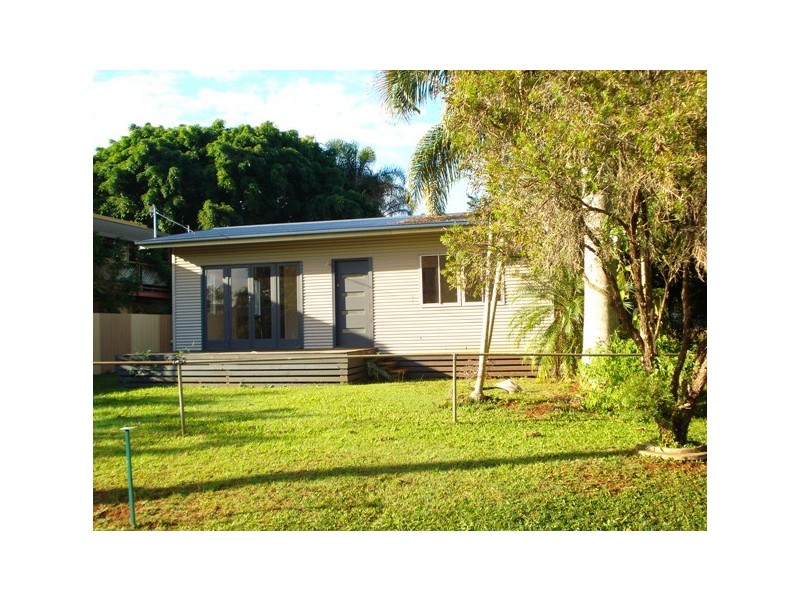 26 Leonie Crescent, Lamb Island QLD 4184
