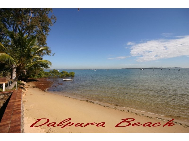 12 Panaroo Street, Macleay Island QLD 4184