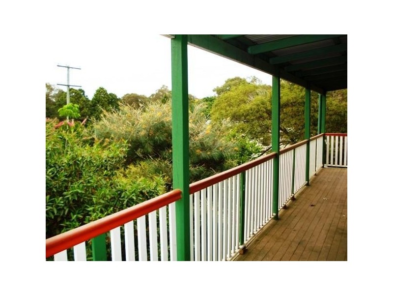 17 Halcyon Street, Lamb Island QLD 4184