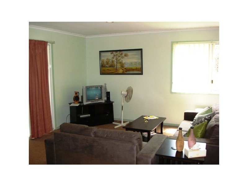 80 High Central Road, Macleay Island QLD 4184