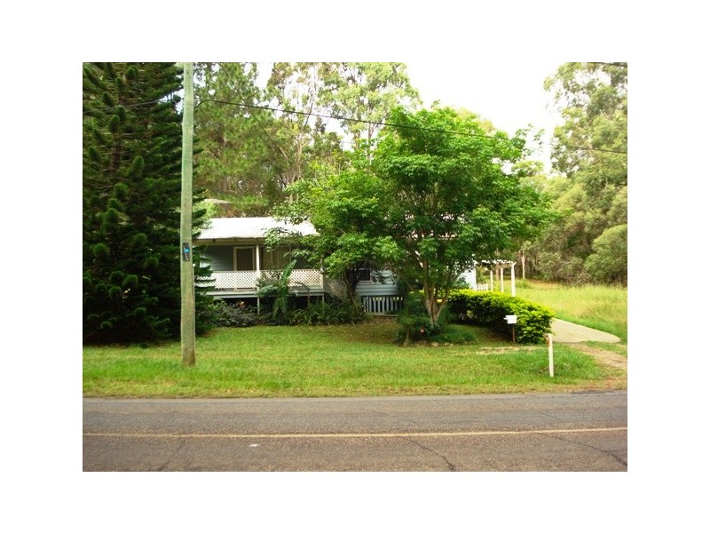 80 High Central Road, Macleay Island QLD 4184