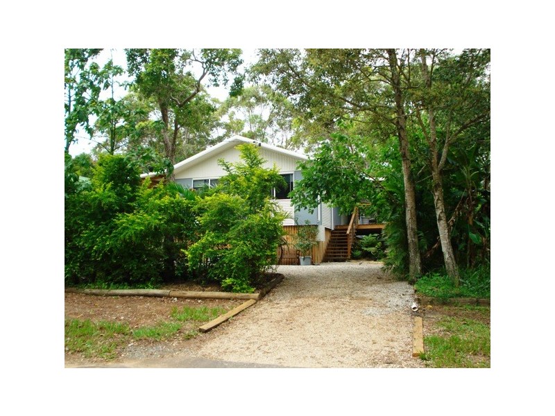 20 Devaney St, Macleay Island QLD 4184