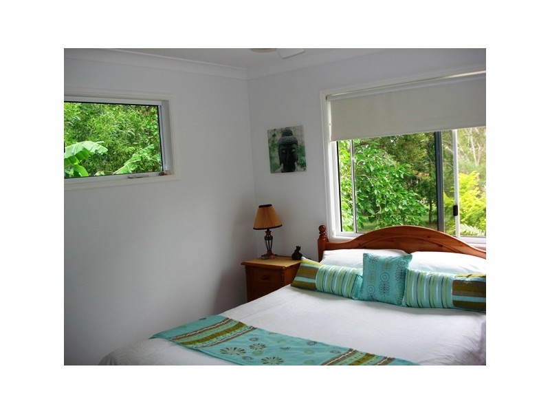 20 Devaney St, Macleay Island QLD 4184
