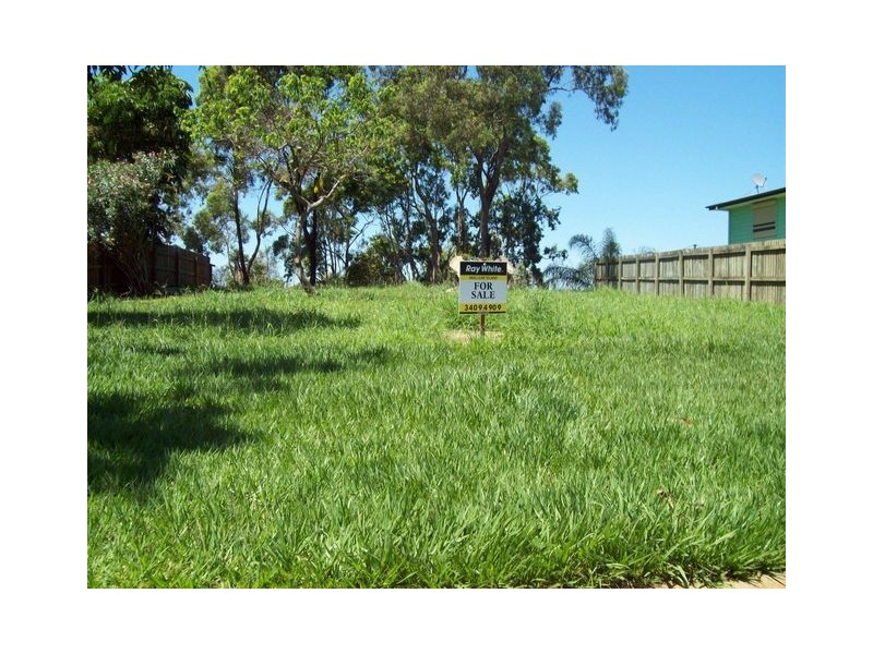 104 Western Road, Macleay Island QLD 4184