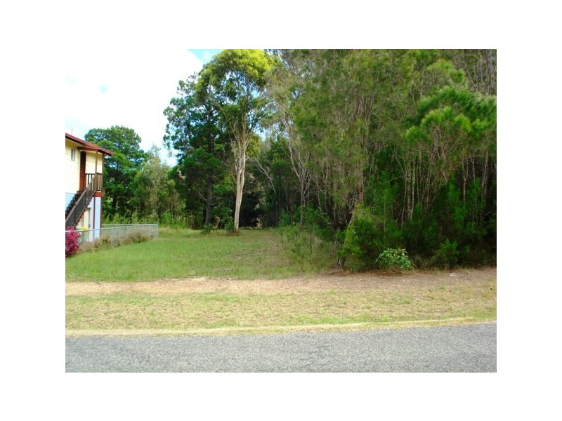 5 Pelican St, Macleay Island QLD 4184