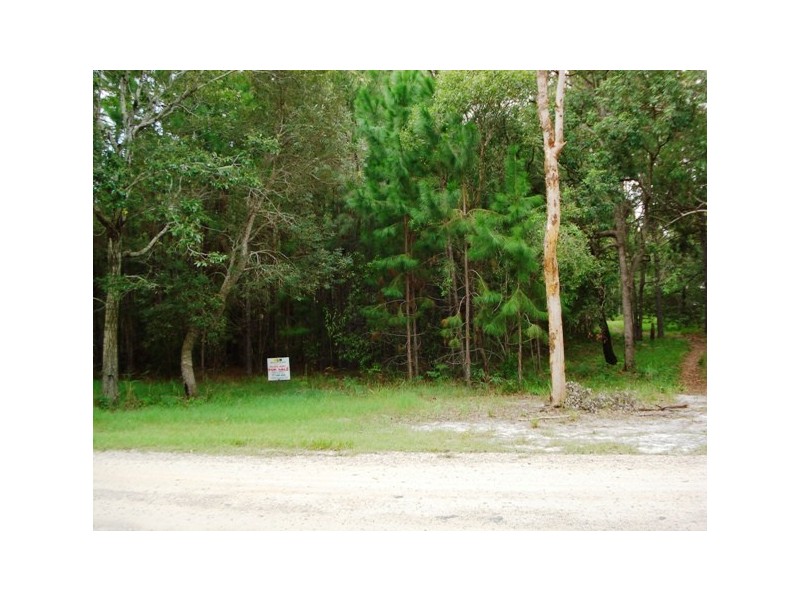 42 Alexander Street, Macleay Island QLD 4184