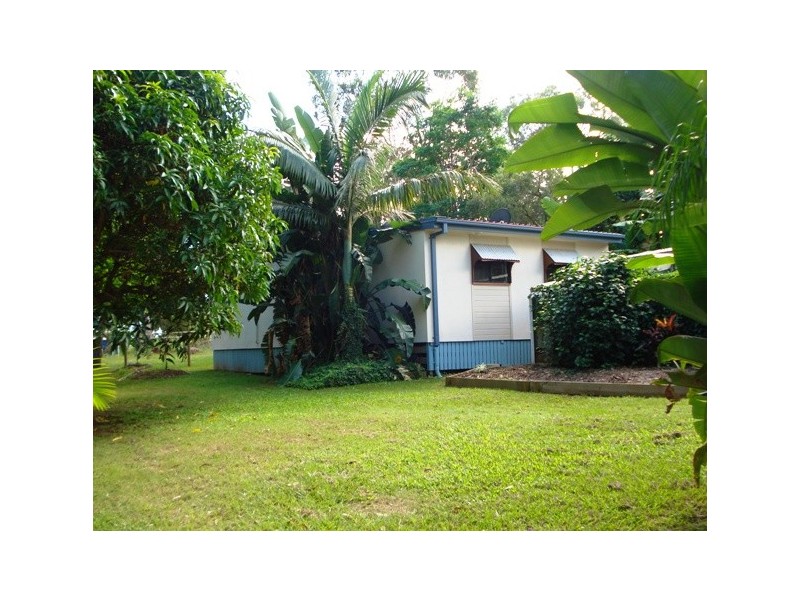 55 Francis Road, Macleay Island QLD 4184