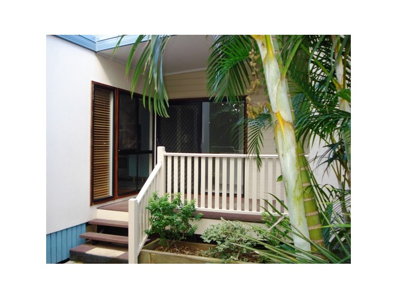 55 Francis Road, Macleay Island QLD 4184