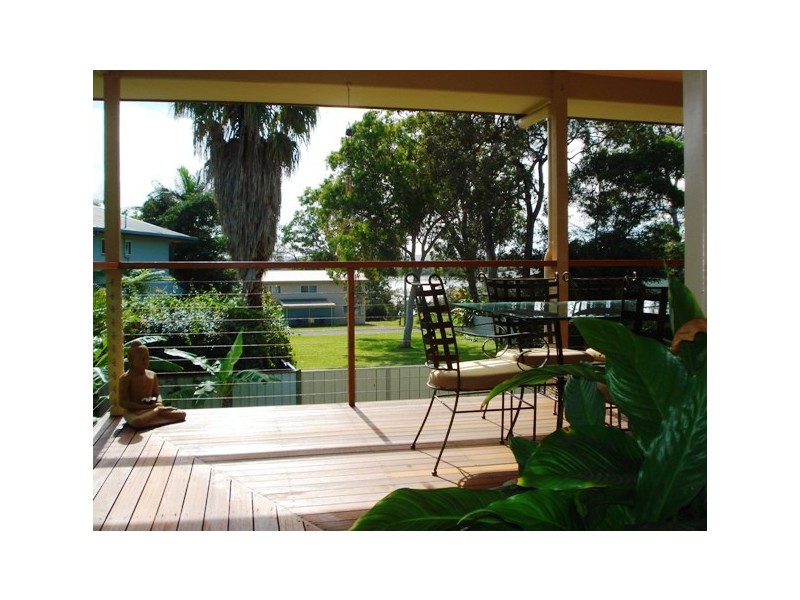40 Mango Crescent, Macleay Island QLD 4184