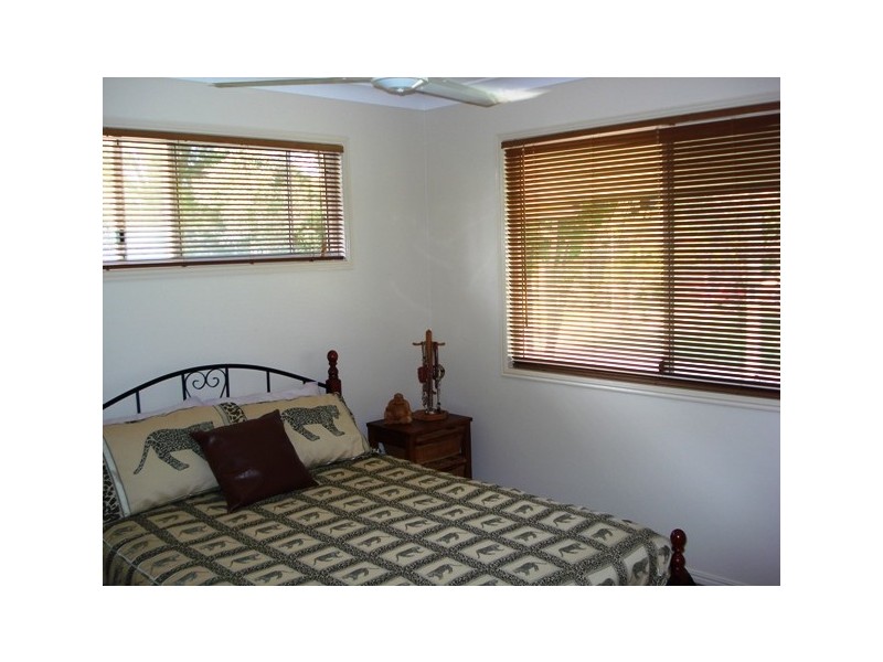40 Mango Crescent, Macleay Island QLD 4184