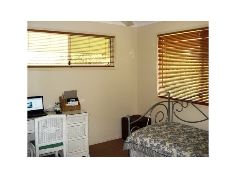 40 Mango Crescent, Macleay Island QLD 4184