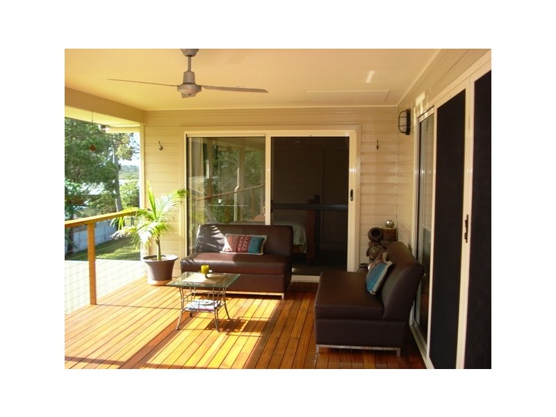 40 Mango Crescent, Macleay Island QLD 4184