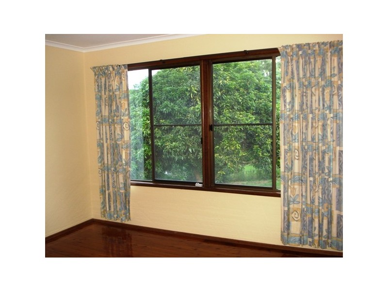 22 Pine Avenue, Lamb Island QLD 4184