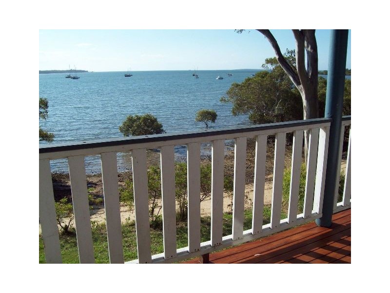 26 KIM CRESCENT, Macleay Island QLD 4184