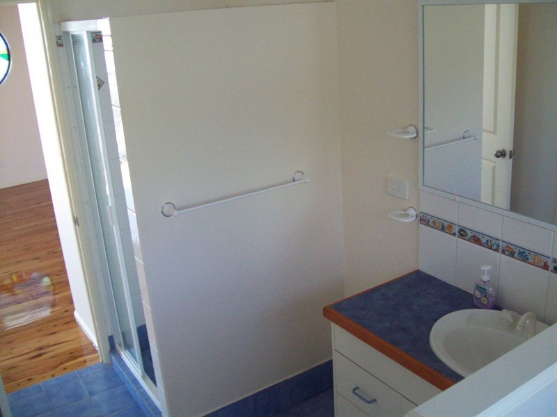 26 KIM CRESCENT, Macleay Island QLD 4184