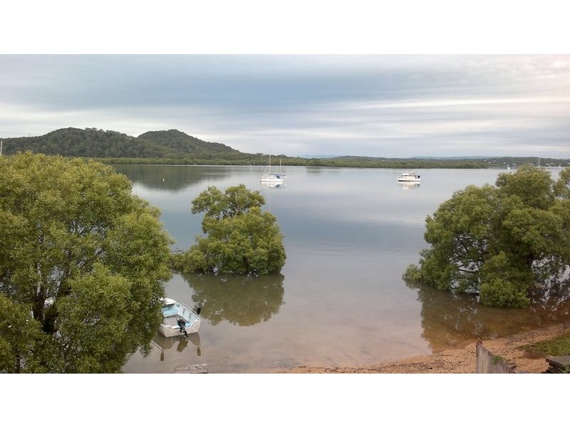 45 Timothy Street, Macleay Island QLD 4184