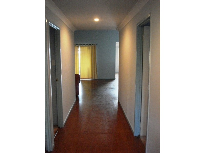 3 Goodsell Crescent, Lamb Island QLD 4184