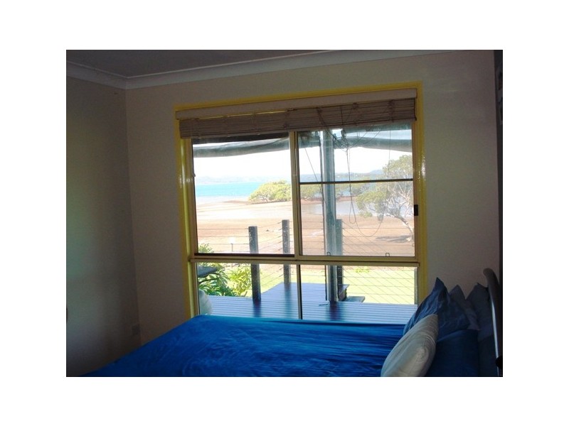 38 Coorong Street, Macleay Island QLD 4184