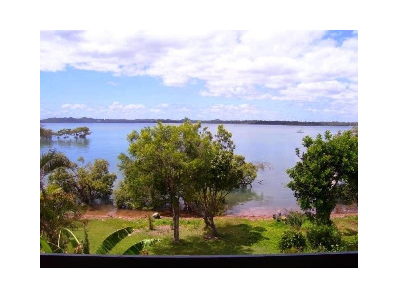 32 Coorong St, Macleay Island QLD 4184