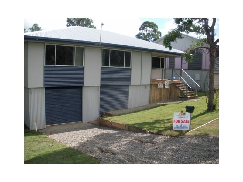 17 MICHAEL ST, Macleay Island QLD 4184