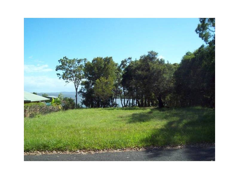 78 Timothy Street, Macleay Island QLD 4184