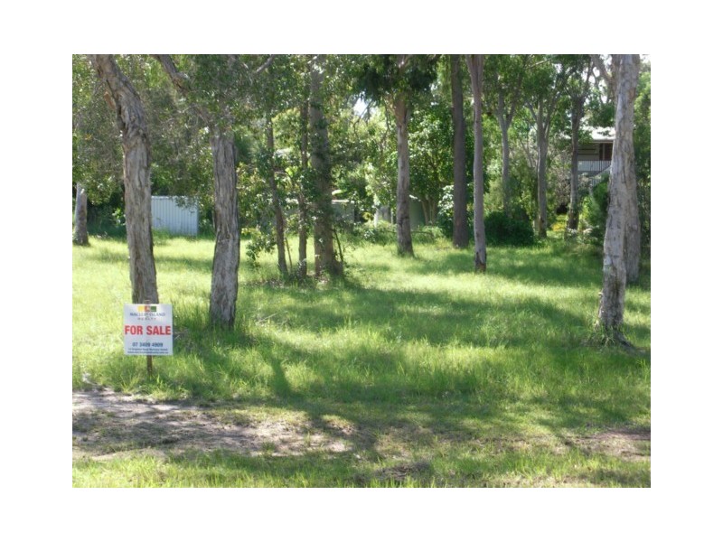 9 BENOWA ST, Macleay Island QLD 4184