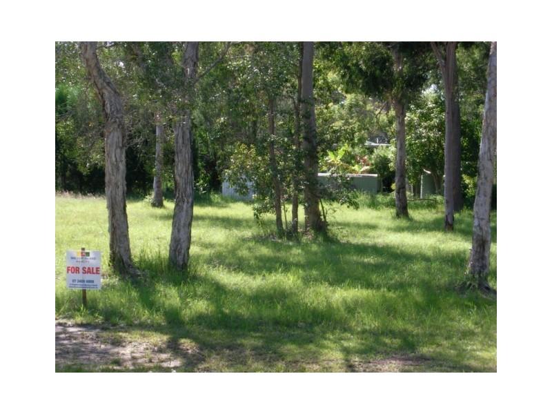 9 BENOWA ST, Macleay Island QLD 4184