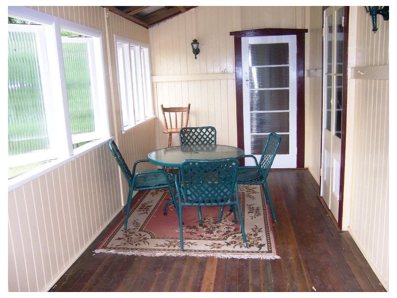 17 Pecan Street, Macleay Island QLD 4184