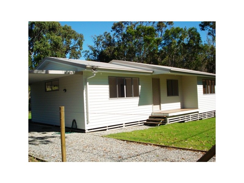22 Cathy Street, Macleay Island QLD 4184