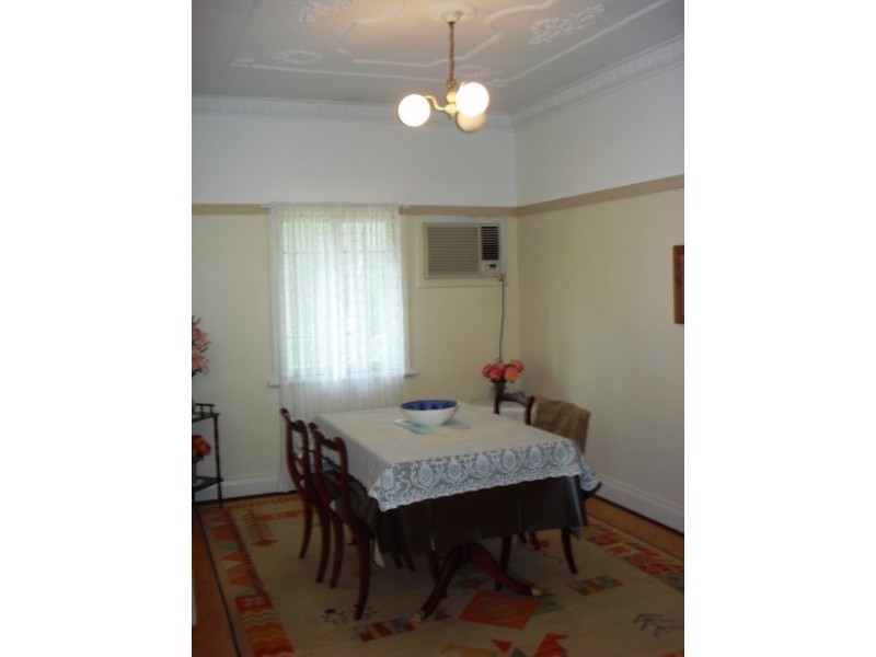 16  Noogie Street, Macleay Island QLD 4184