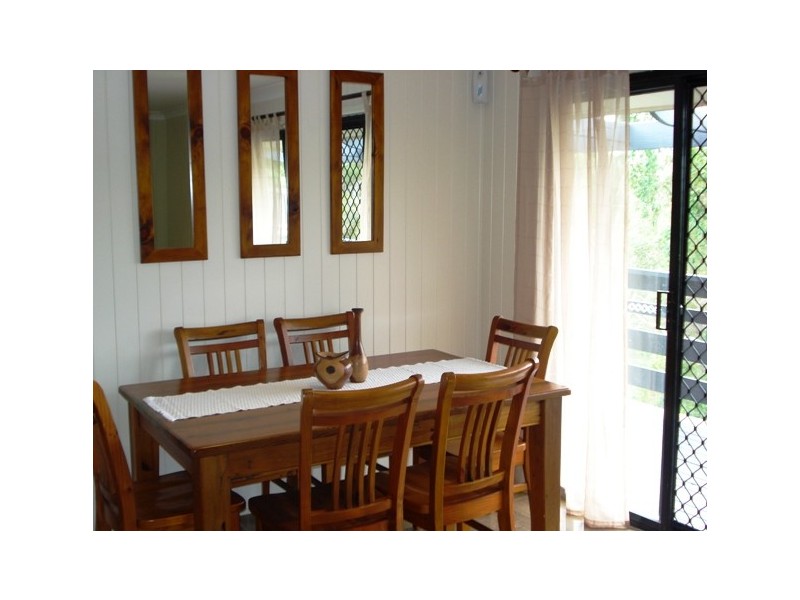 8 Timothy Street, Macleay Island QLD 4184