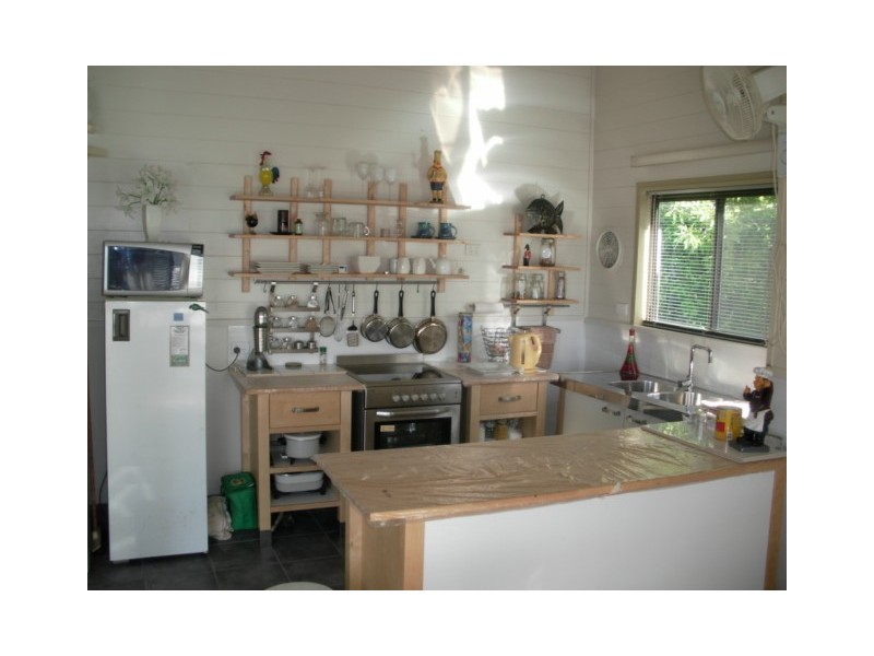 40 The Esplanade, Karragarra Island QLD 4184