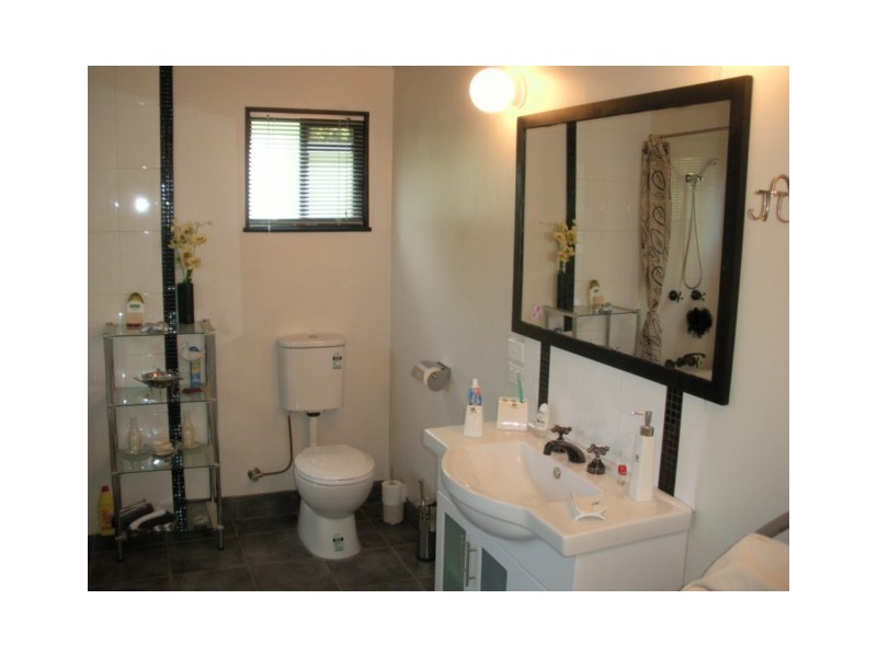 40 The Esplanade, Karragarra Island QLD 4184