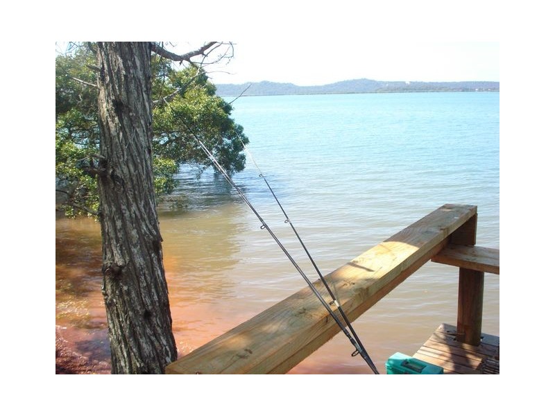 30 Tina Avenue, Lamb Island QLD 4184