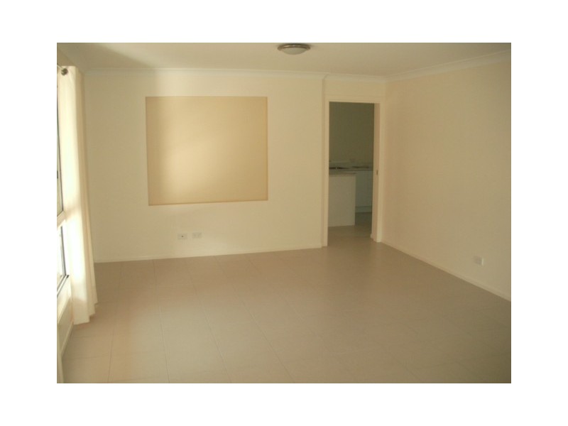 2 MORWONG ST, Macleay Island QLD 4184