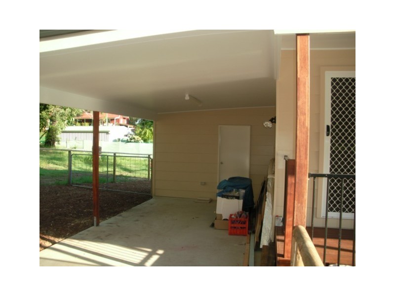 2 MORWONG ST, Macleay Island QLD 4184