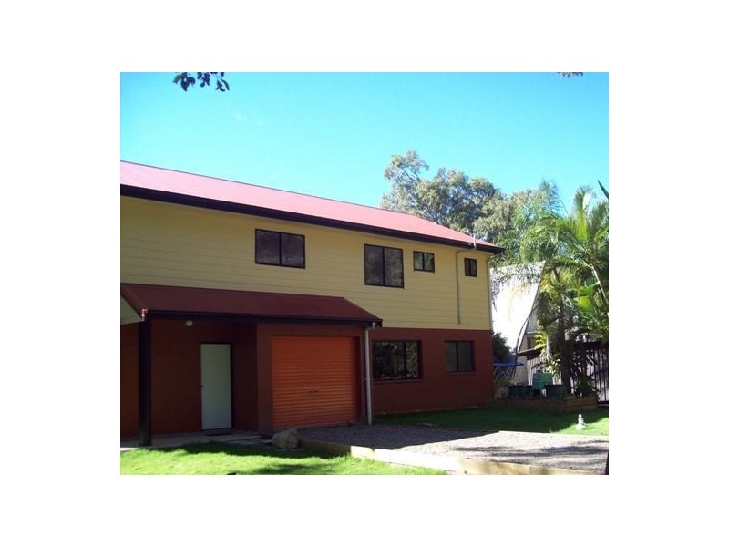 27 BEELONG ST, Macleay Island QLD 4184