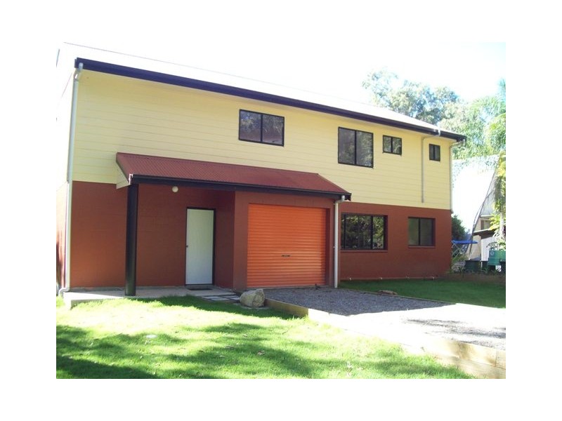 27 BEELONG ST, Macleay Island QLD 4184