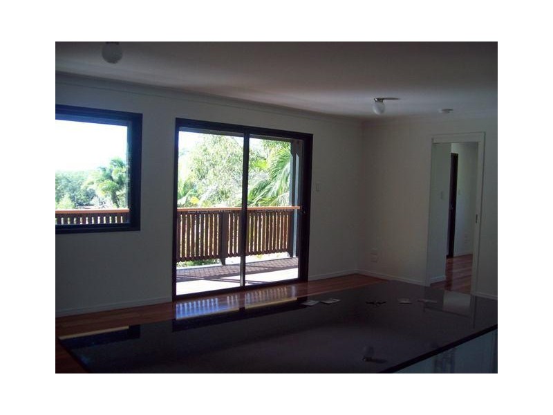 27 BEELONG ST, Macleay Island QLD 4184