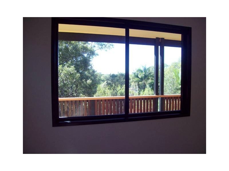 27 BEELONG ST, Macleay Island QLD 4184
