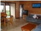 31 Calm Waters Cres, Macleay Island QLD 4184