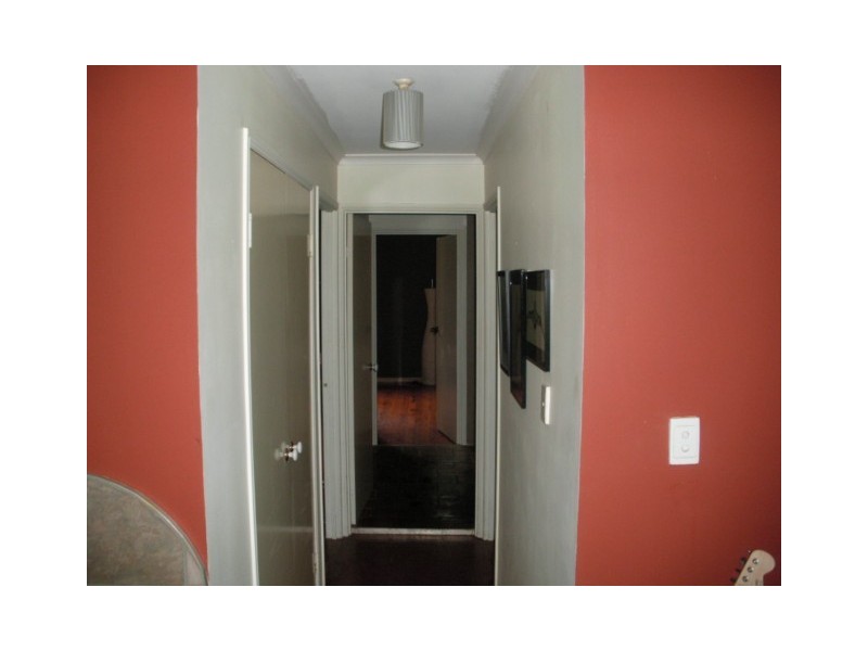 6-10 CON ST, Macleay Island QLD 4184