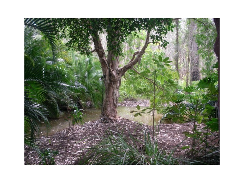 6-10 CON ST, Macleay Island QLD 4184