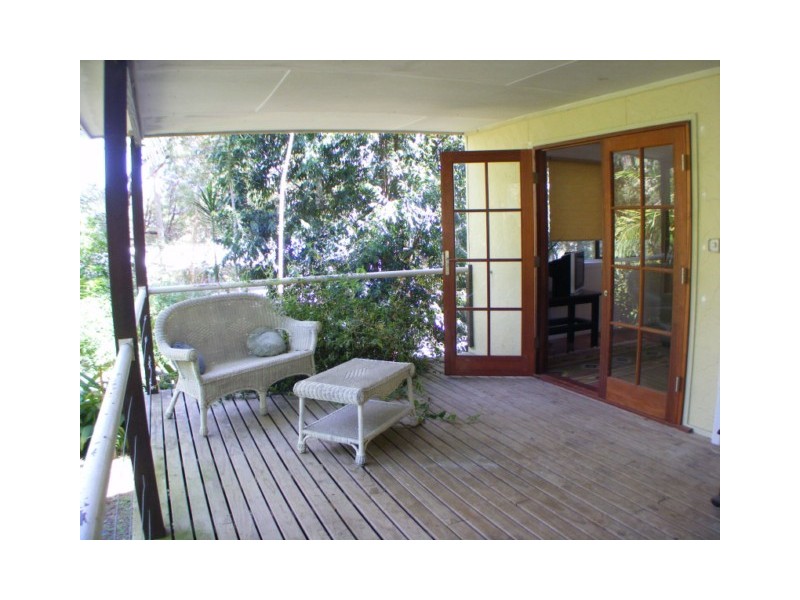 9 ARUMA ST, Macleay Island QLD 4184