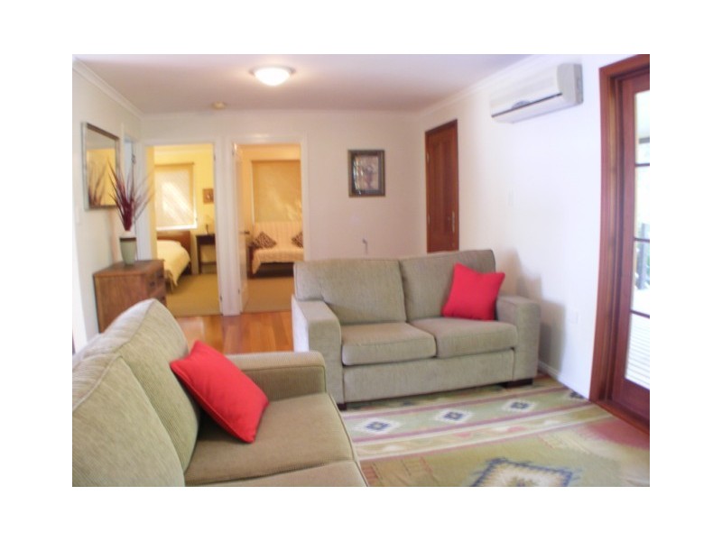 9 ARUMA ST, Macleay Island QLD 4184