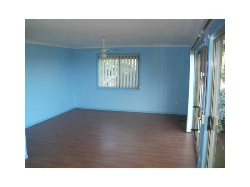 106 WESTERN RD, Macleay Island QLD 4184