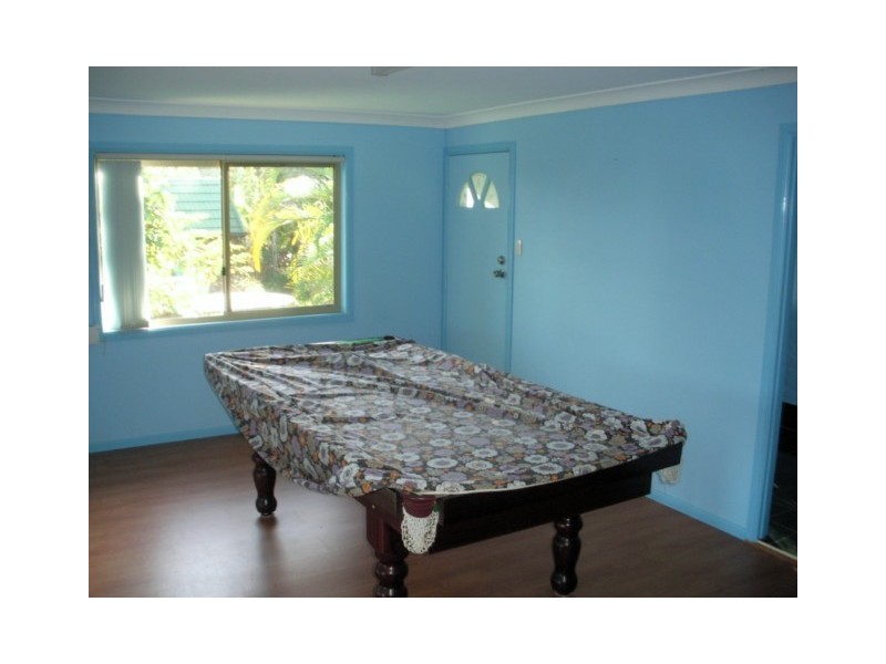 106 WESTERN RD, Macleay Island QLD 4184