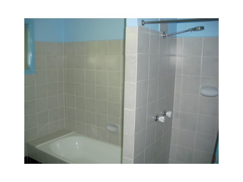 106 WESTERN RD, Macleay Island QLD 4184